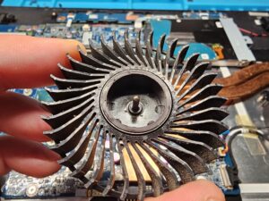 as a result of bad thermal paste the fans died 